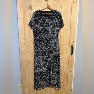 Simply Vera Vera Wang Black and White Floral Midi Dress